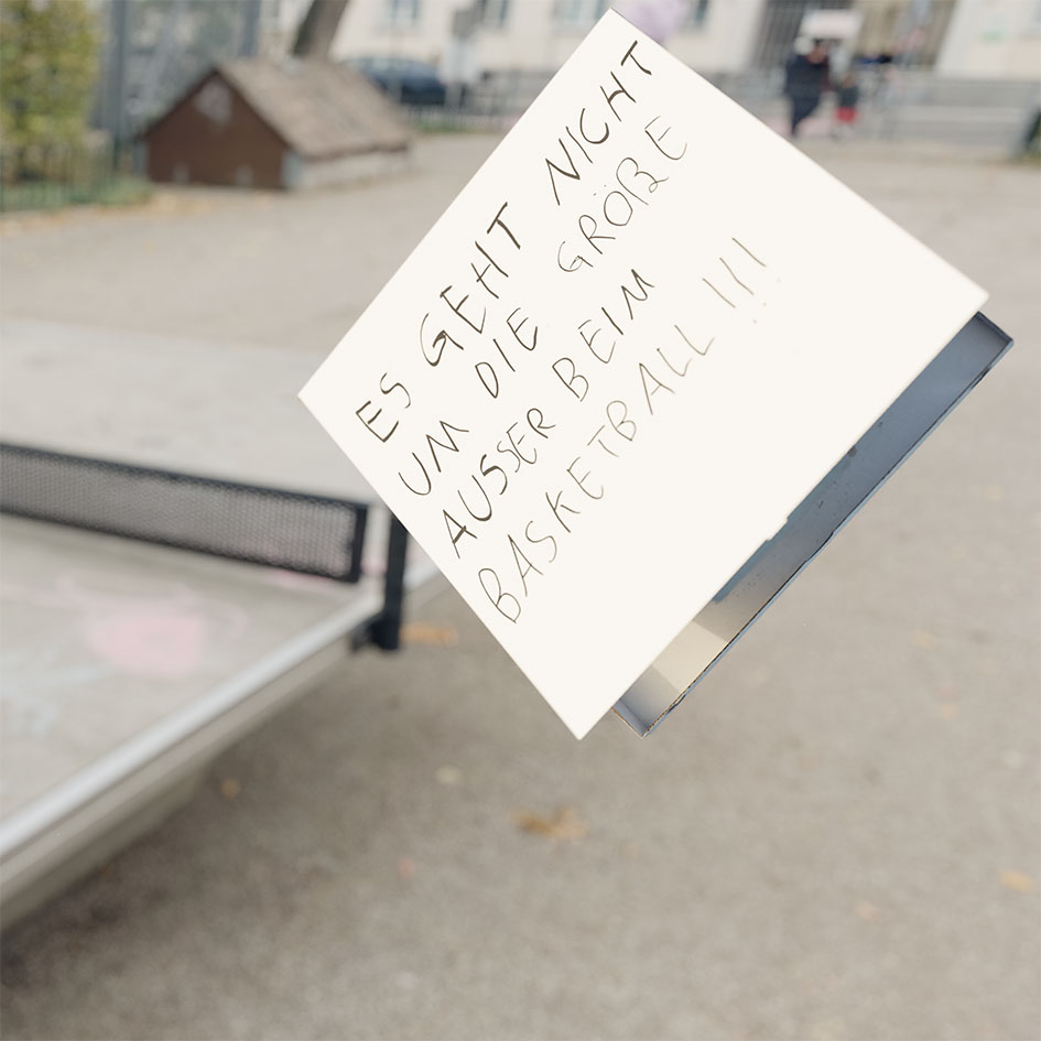 ES GEHT NICHT UM DIE GRÖSSE AUSSER BEIM BASKETBALL!!! von Vuk (14), 2020